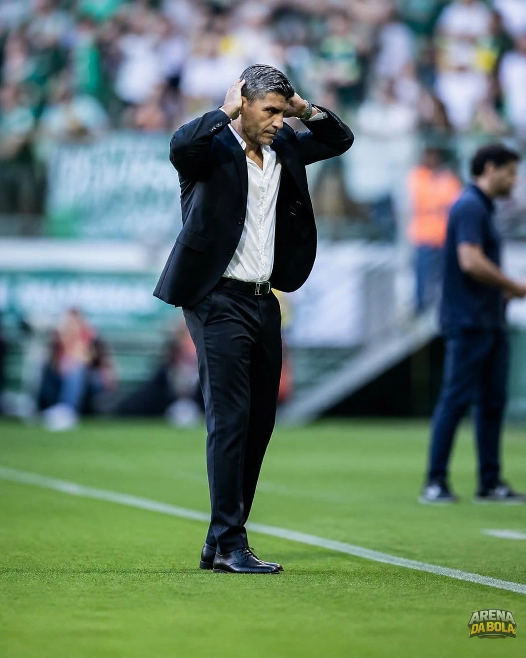 Pedro Emanuel critica falta de eficiência do Vasco após goleada