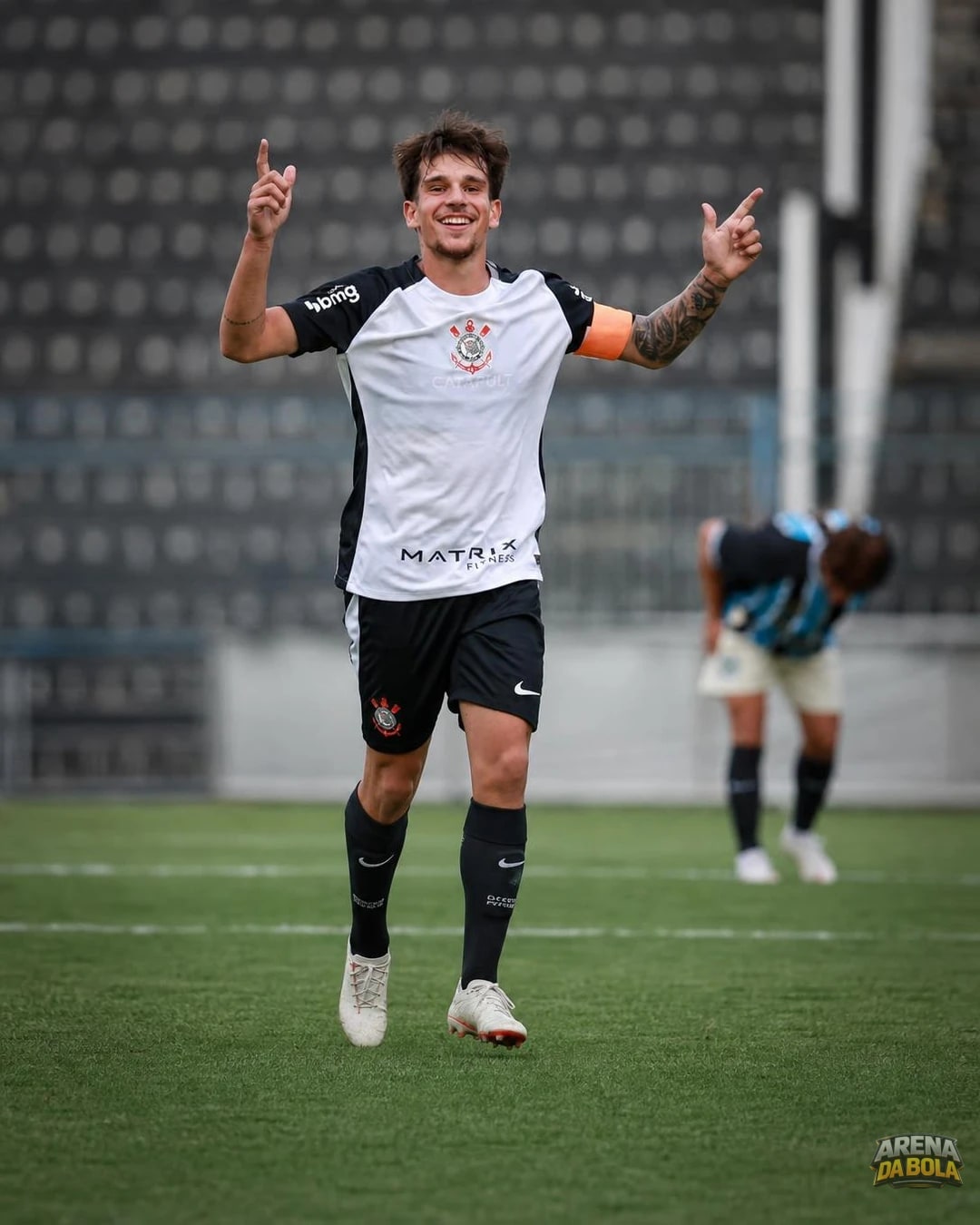 Corinthians inicia tratativas para renovar contrato do destaque do Sub-17