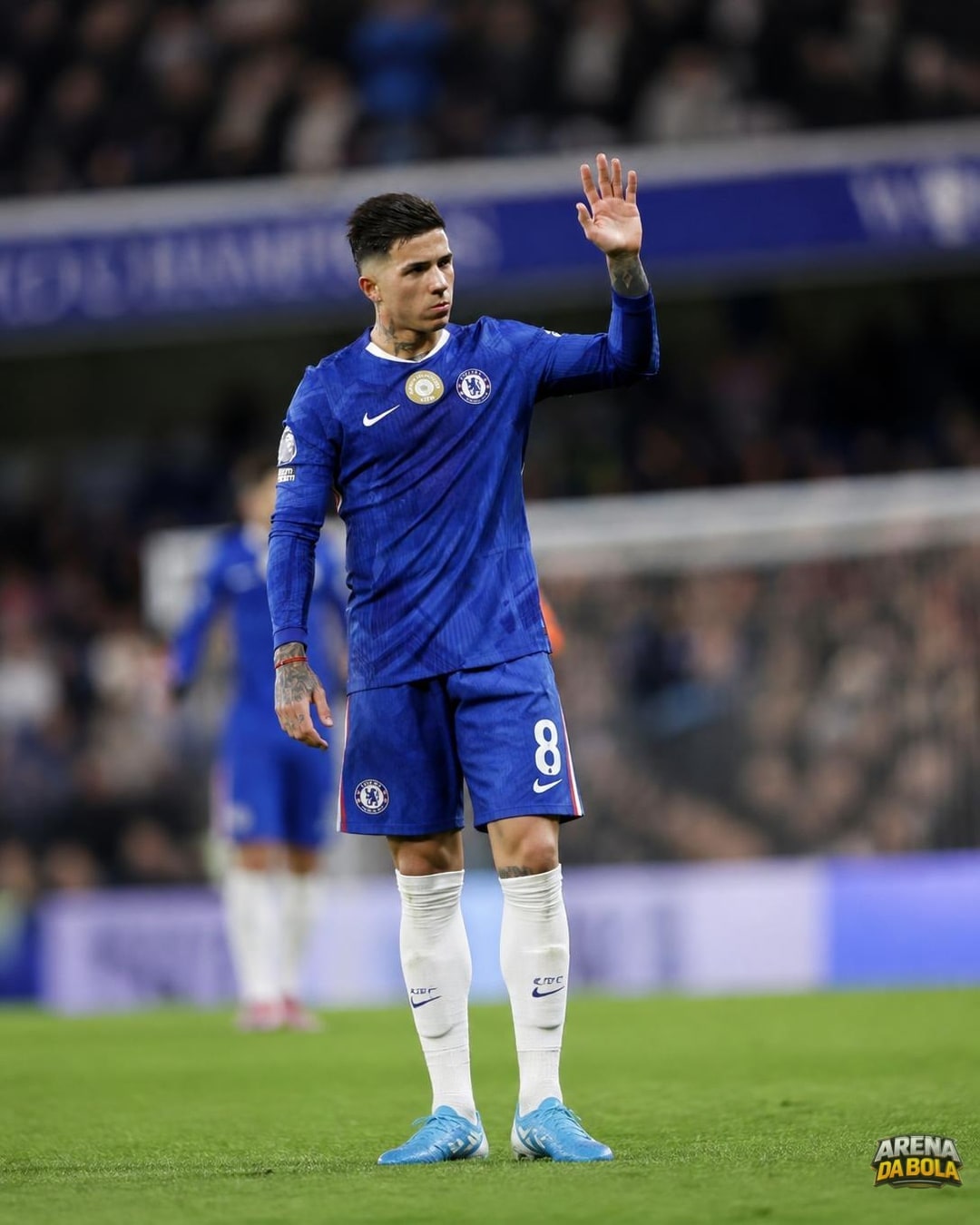 Manchester City acerta Enzo Fernández em transferência histórica