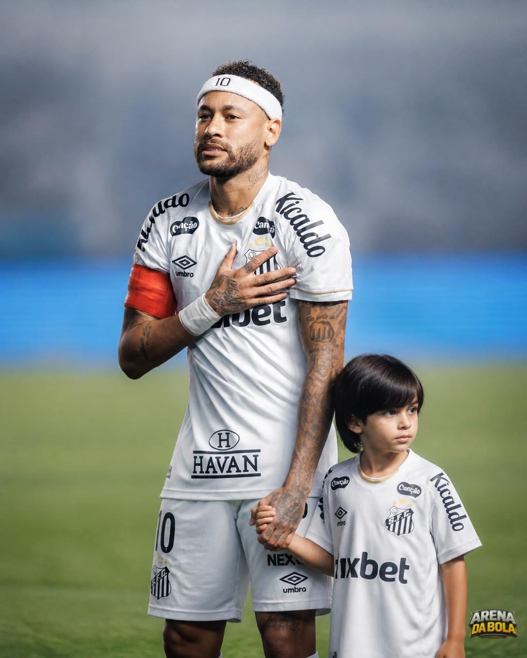 Neymar pode desfalcar o Santos por até dois meses após lesão na coxa