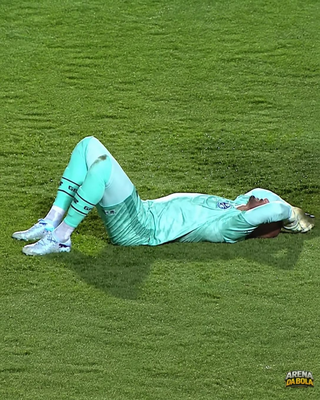 Weverton sente vista embaçada e assusta antes de jogo do Grêmio | Brasileirão 2026