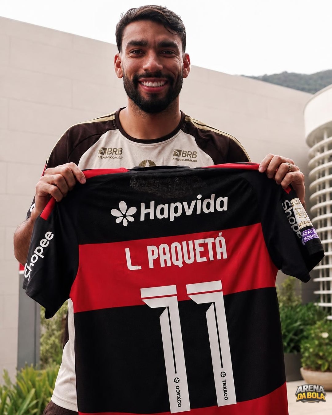 Paquetá assume camisa 11 do Flamengo após saída de Cebolinha | Brasileirão 2026