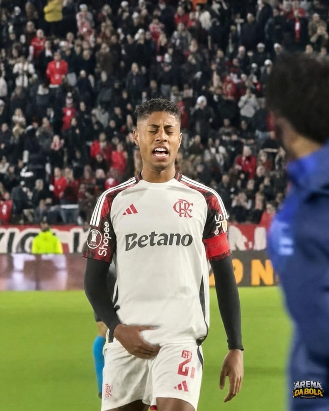 Corinthians usa caso de Bruno Henrique na defesa de Depay na Libertadores