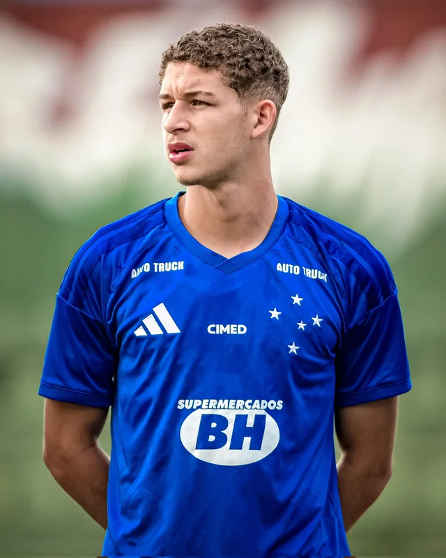 🚨 Cruzeiro aposta em Gustavinho como grande promessa para a temporada