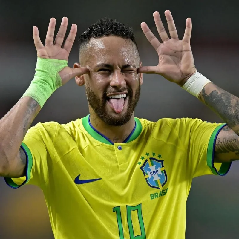 Neymar zomba de 'guru alemão' que previu eliminação do Brasil: 'Tente na próxima Copa'