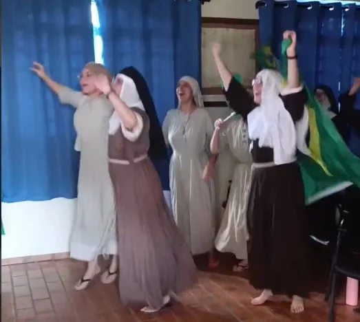 Freiras comemoram vitória do 🇧🇷 Brasil sobre o 🇯🇵 Japão e vídeo viraliza