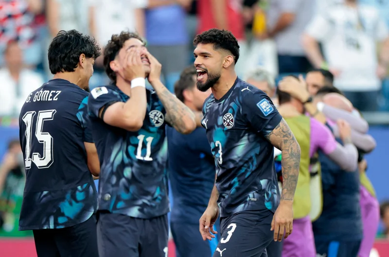 Palmeiras parabeniza Gómez, Sosa e Mauricio pela classificação do 🇵🇾 Paraguai na Copa