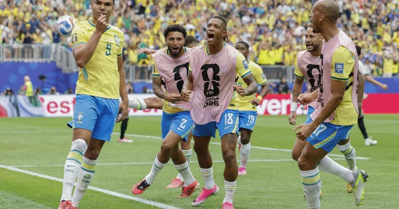 Casemiro brilha com gol e celebrações inusitadas contra o 🇯🇵 Japão